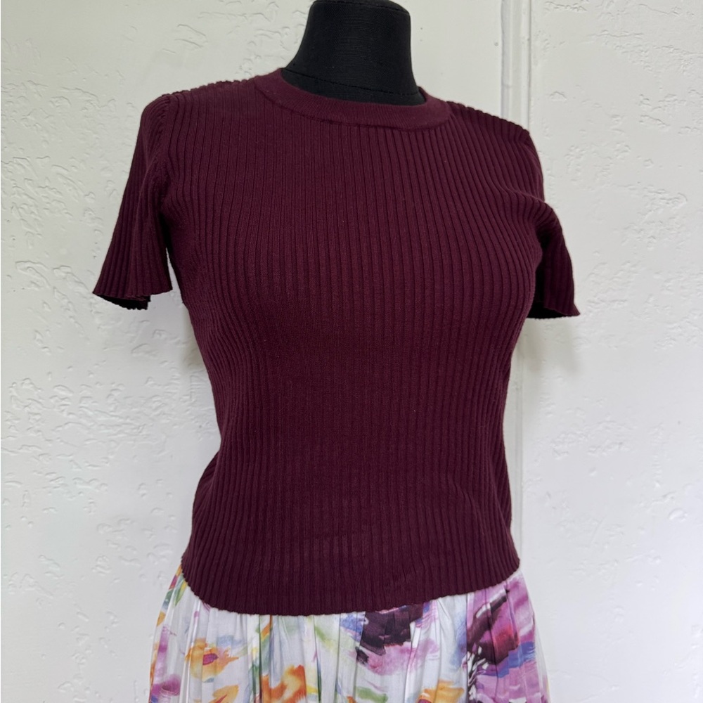 Women's Ribbed Knit Top - Picture 2 of 5